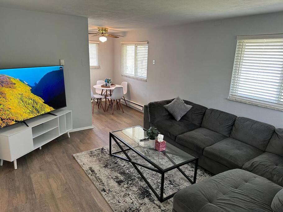 Cozy Apt Near Downtown Dayton Apartamento Exterior foto